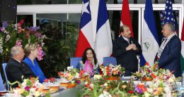 Daniel y Rosario reciben cartas credenciales de embajadores de Chile, Francia, EEUU y Palestina