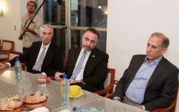 Presidente Daniel se reúne con presidente del Grupo Regional Aval