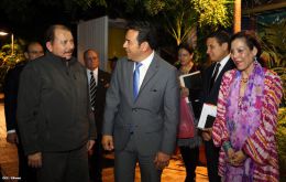 Daniel y Rosario se reúnen con el presidente electo de Guatemala, Jimmy Morales