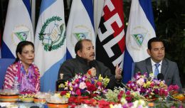 Daniel y Rosario se reúnen con el presidente electo de Guatemala, Jimmy Morales