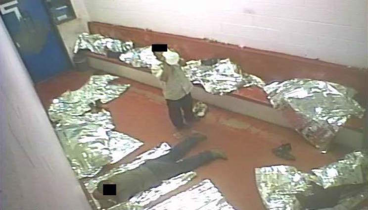 Trato inhumano a migrantes