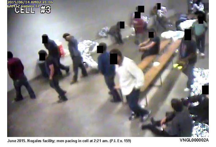 Trato inhumano a migrantes