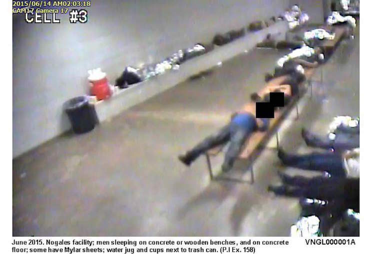 Trato inhumano a migrantes