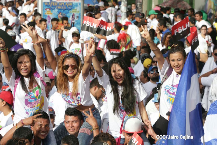 Juventud, Adelante con Daniel!