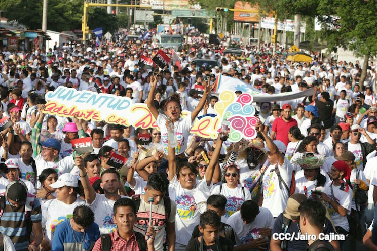 Juventud, Adelante con Daniel!