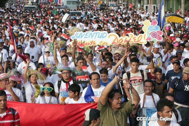 Juventud, Adelante con Daniel!