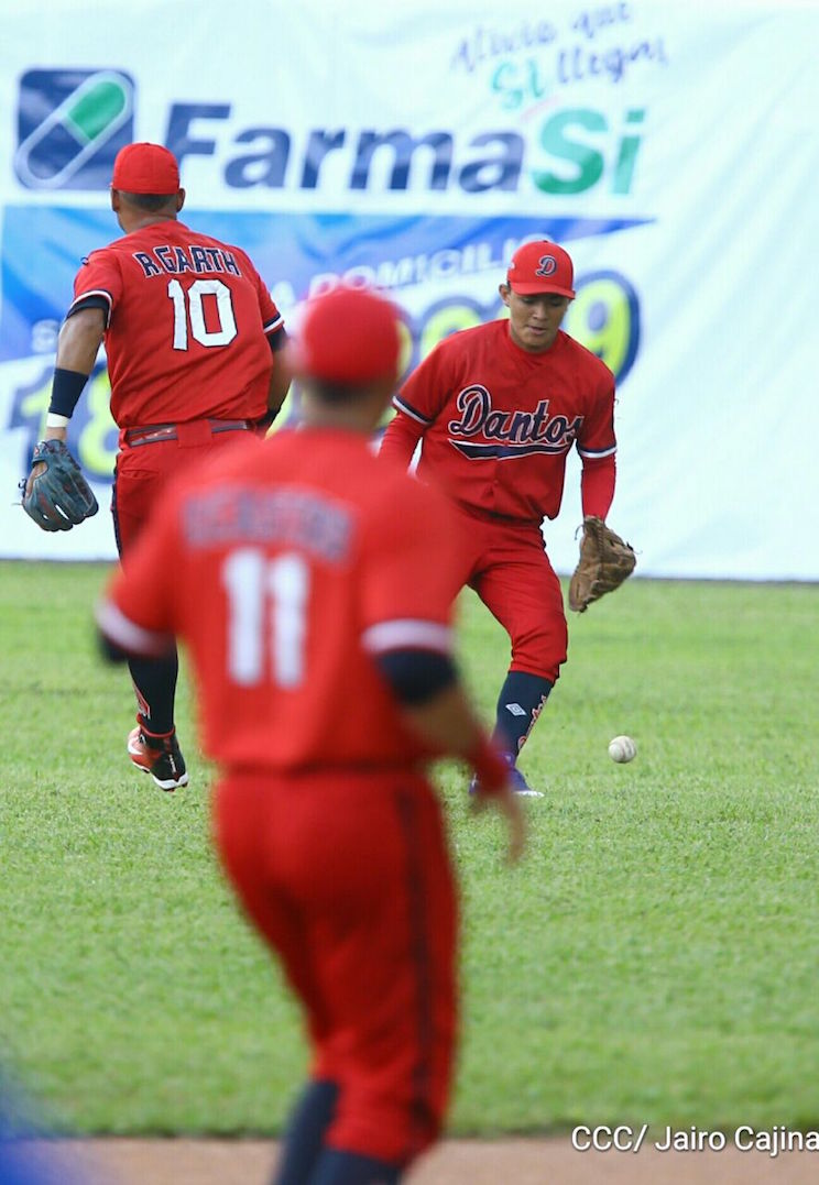 Boer Vs Dantos en segundo juego de la Final del Pomares 2016