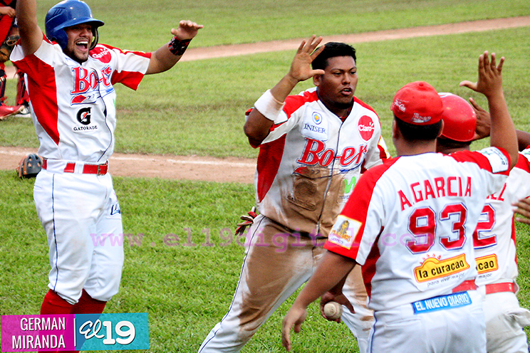 B&oacute;er Vs Dantos