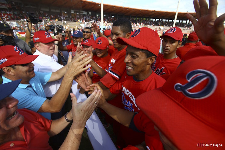 Dantos Campe&oacute;n