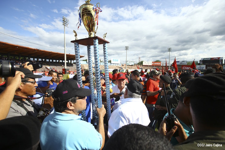 Dantos Campe&oacute;n