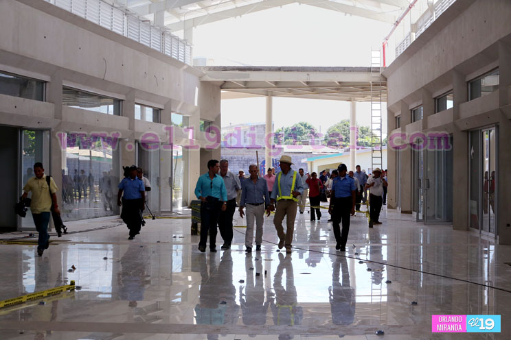 Centro Comercial Le&oacute;n