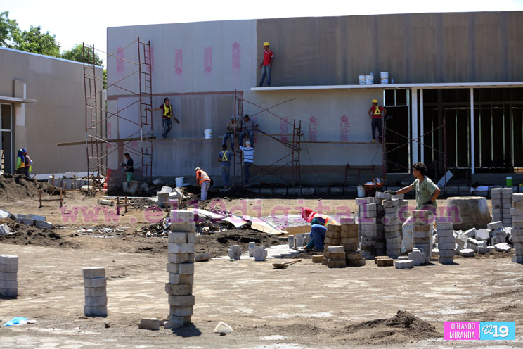 Centro Comercial Le&oacute;n