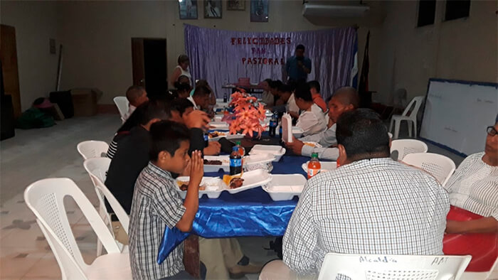 convivios-navidenos-nicaragua-