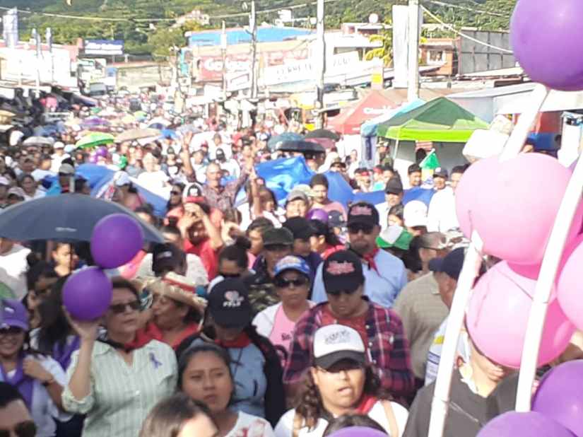 matagalpa-mujeres-caminata