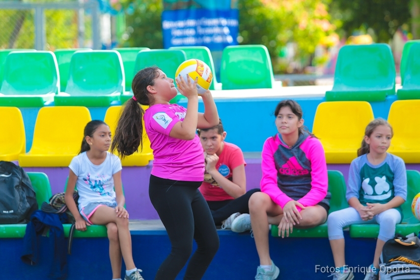 academia-alcaldia-voleibol