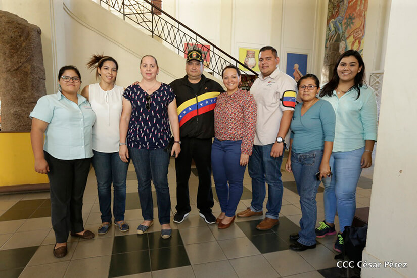 firma en solidaridad con venezuela