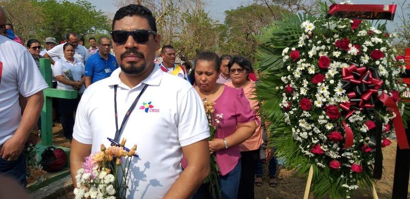 leon-conmemora-heroe-paz