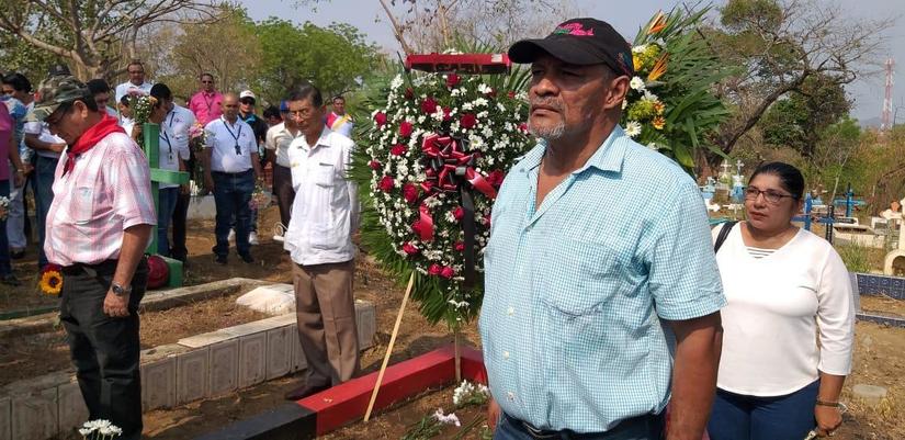 leon-conmemora-heroe-paz