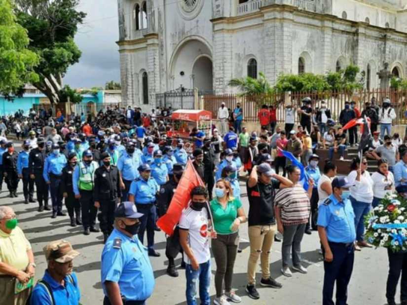 policia-nacional-homenaje