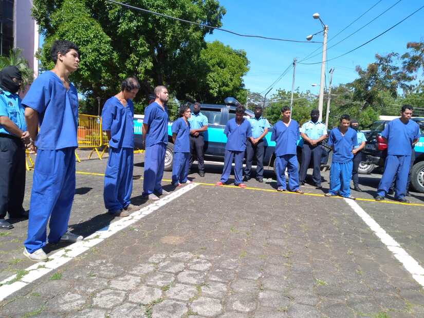 DELINCUENTES