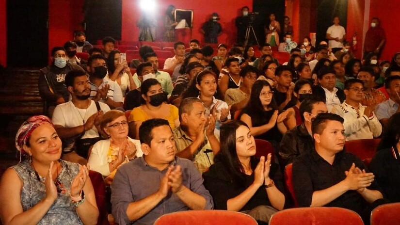 CINE