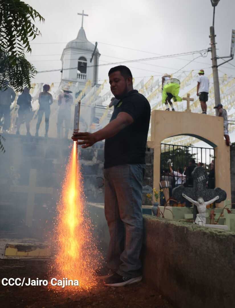 SANTO