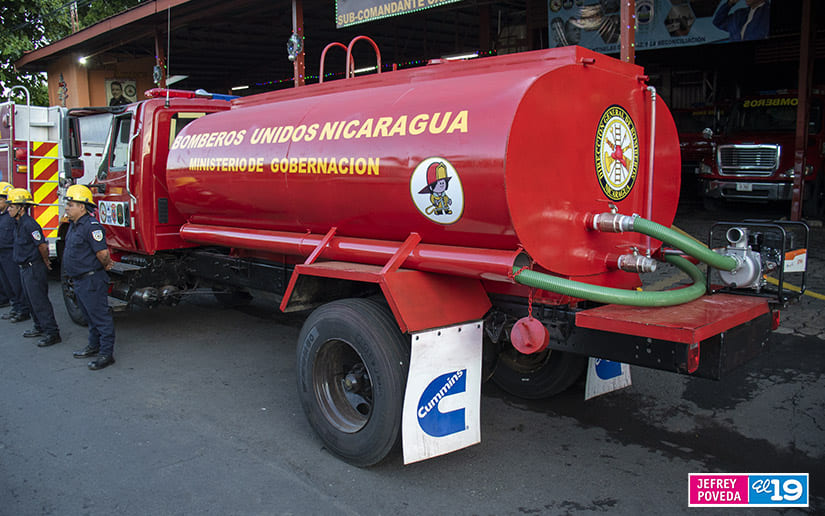 BOMBEROS