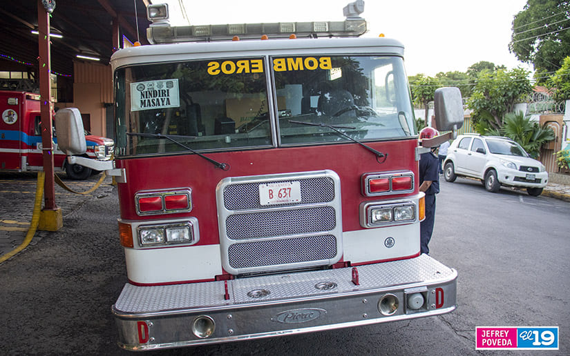 BOMBEROS
