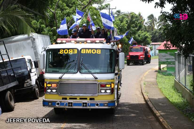 BOMBEROS