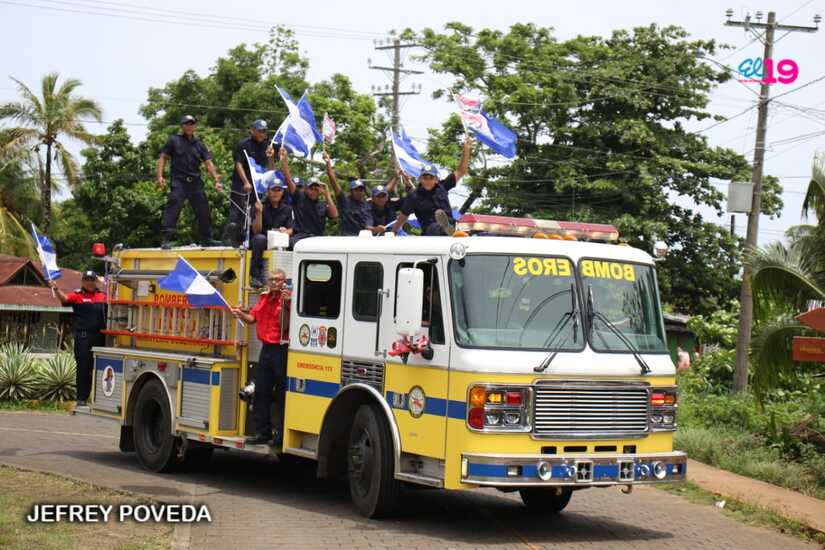 BOMBEROS