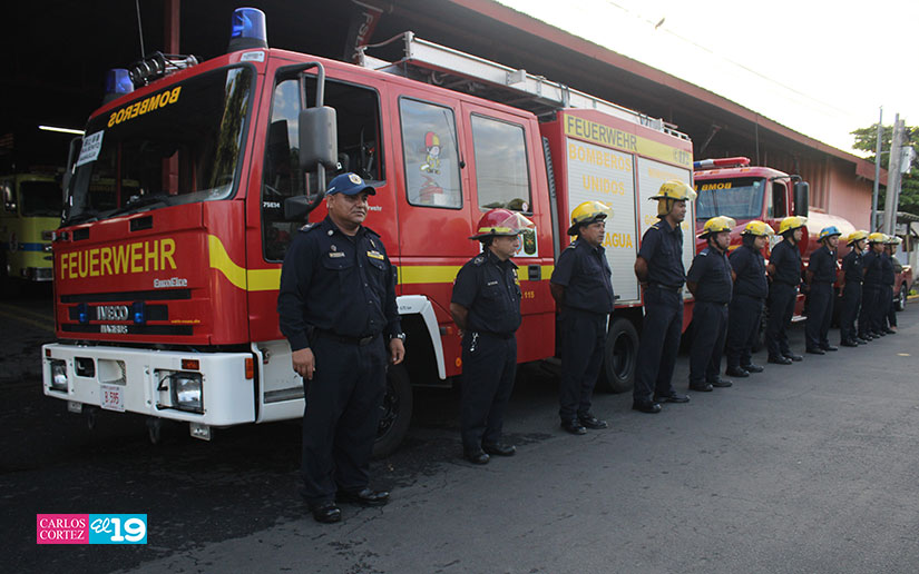 BOMBEROS