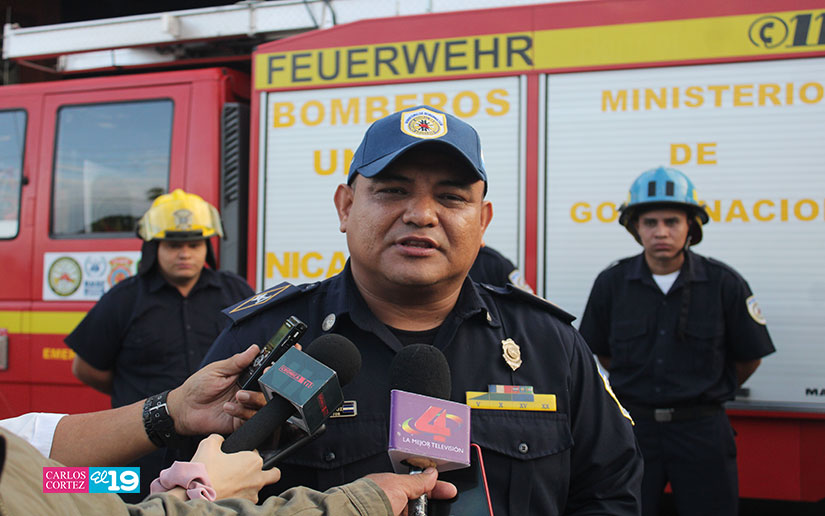BOMBEROS