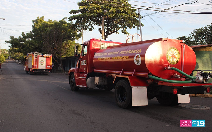 BOMBEROS
