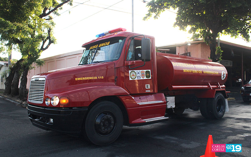 BOMBEROS