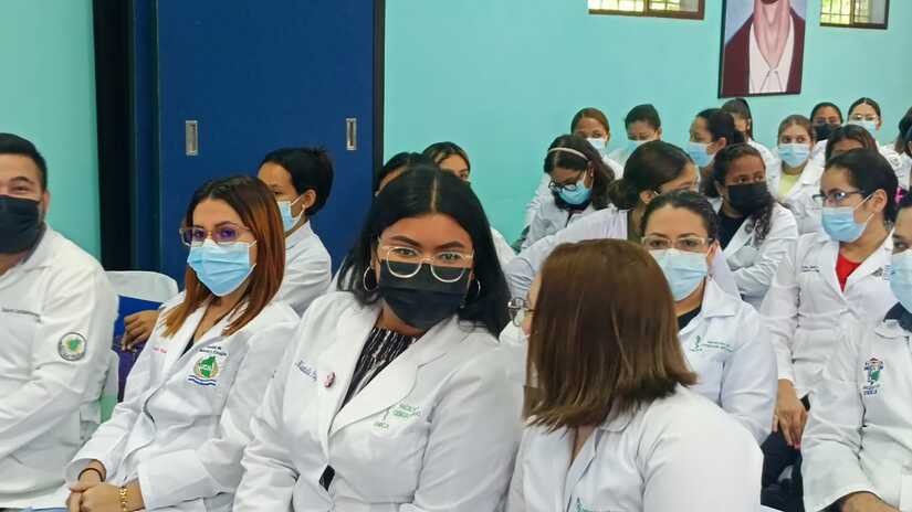 MEDICOS