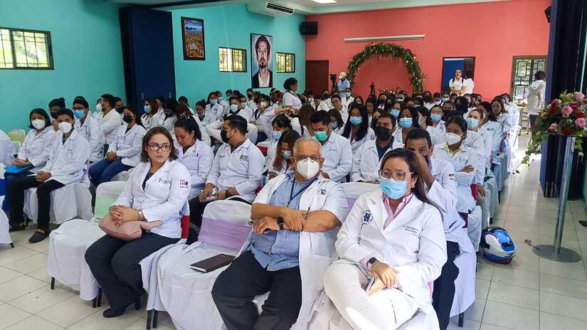 MEDICOS