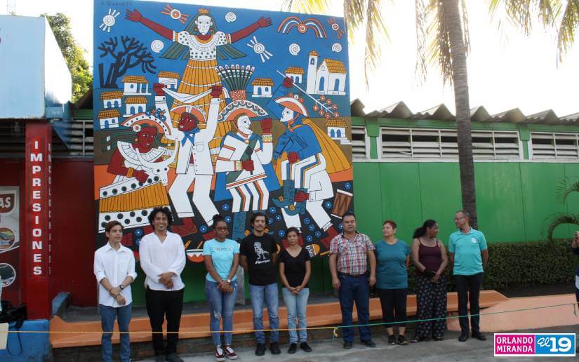 MURAL