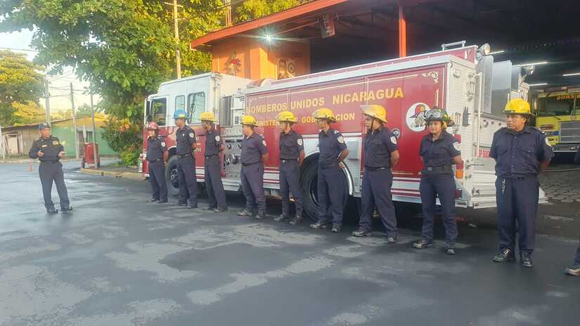 BOMBEROS
