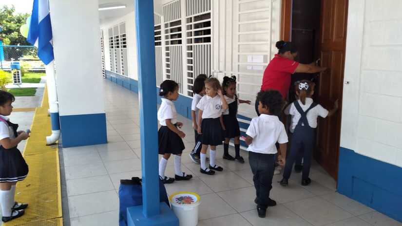 ESCUELA