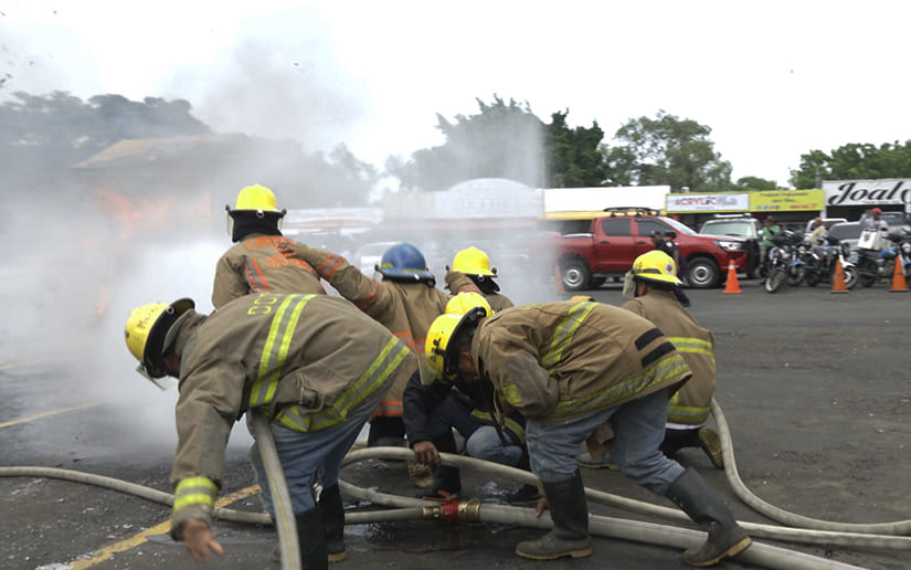 BOMBEROS