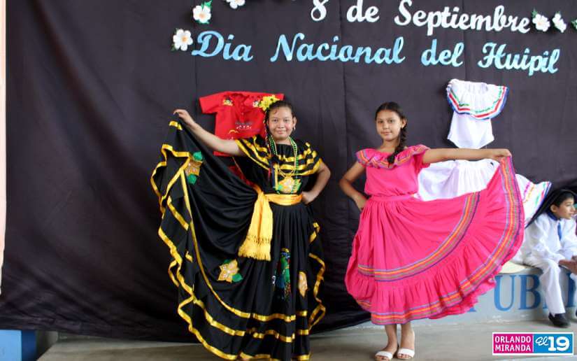 HUIPIL