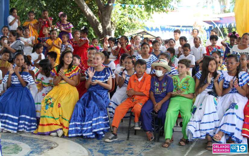 HUIPIL