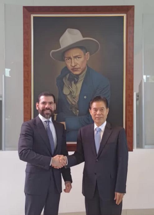 delegacion-china