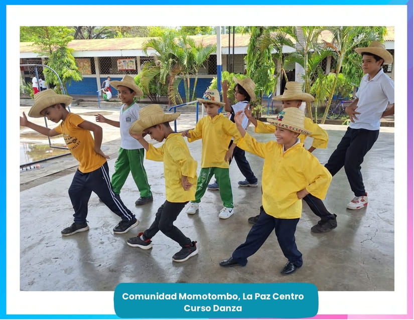 GALERIA-FOTOGRAFICA-ESCUELAS-DE-ARTES-EN-EL-CAMPO-_page-0003