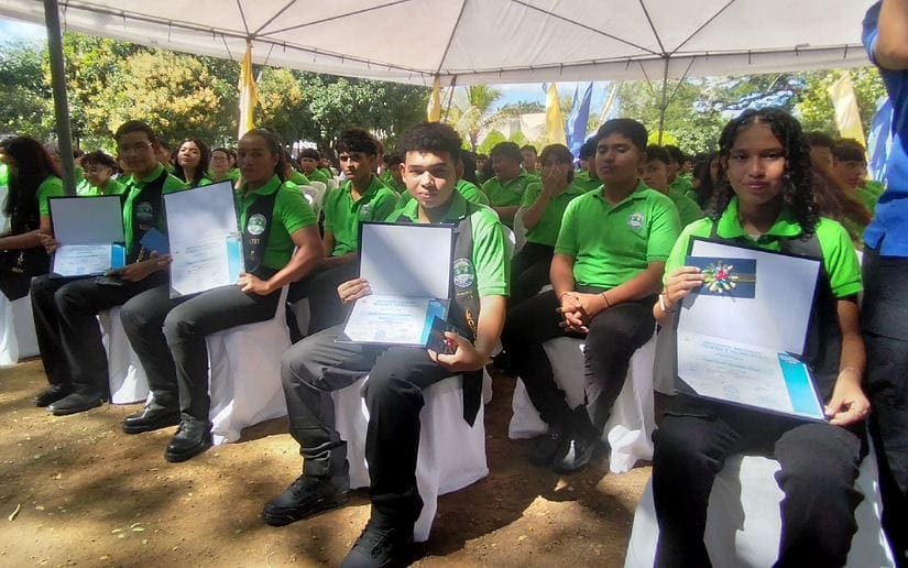 POLICIA-GRADUACION20