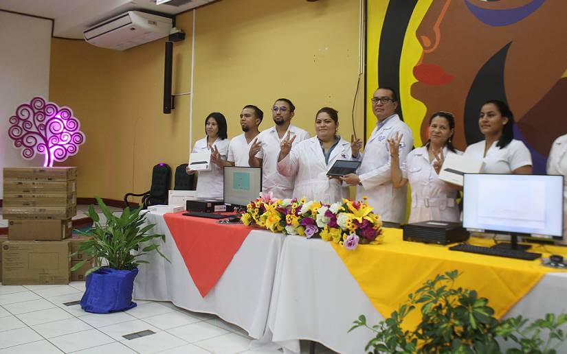 minsadonativo-computadoras-8