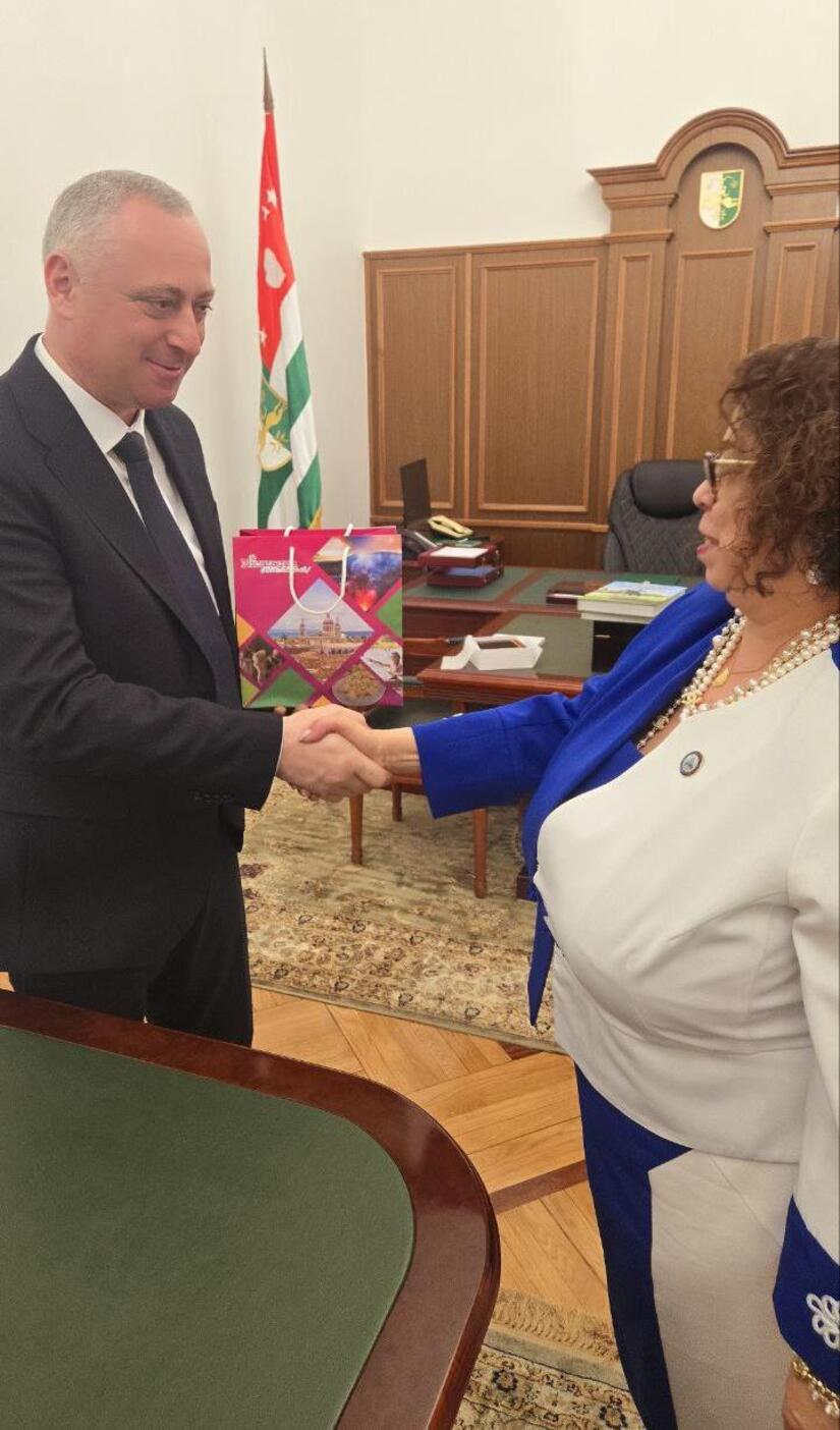 Embajadora-de-Nicaragua-en-Abjasia-7