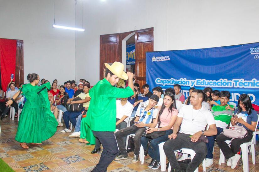 Estrategia-Nacional-de-Educacion--(5)