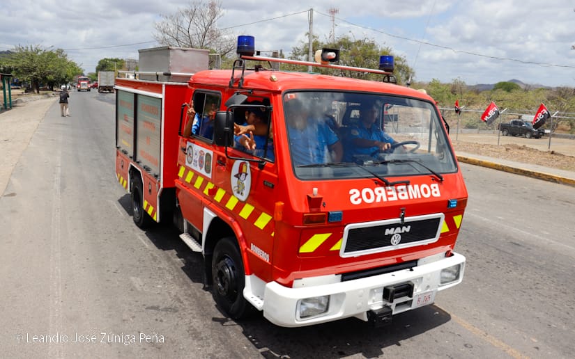 BOMBEROS10