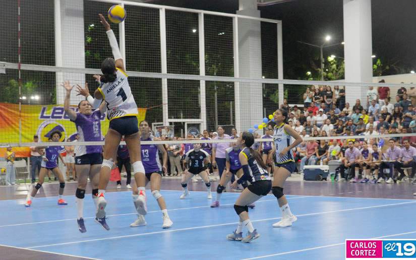 LEONAS-VS-JAGUAR--(10)